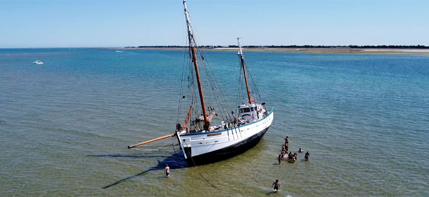 De Saint-Gilles-Croix-de-Vie vers l'île de Ré